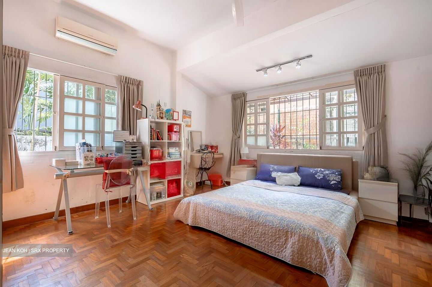 Coronation Road (D10), Detached #455774341